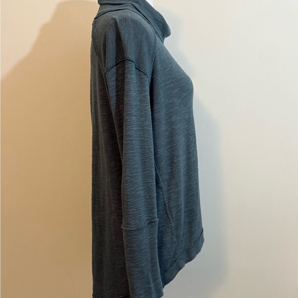 We The Free by Free People Cowl Neck Long Sleeve Split Back Top - Size Medium - Picture 2 of 8